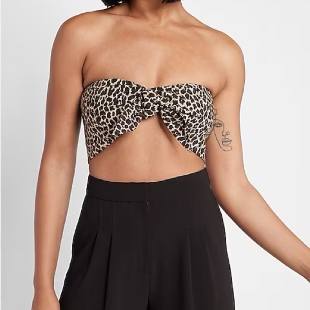 Linen-Blend Tie Front Bandeau Top - NWT - Express - Size Large - Picture 3 of 3